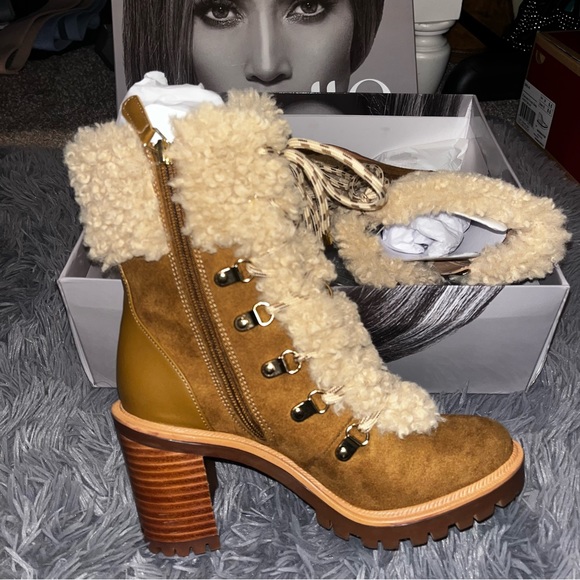 JLO JENNIFER LOPEZ Gallyana Bootie - Picture 1 of 11